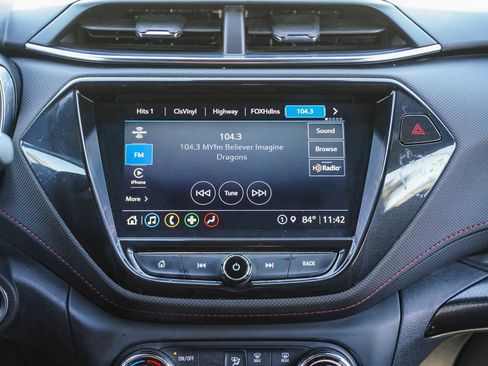 Used 2023 Chevrolet TrailBlazer RS w/ Sun and Liftgate Package image 14