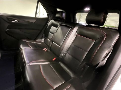 Used 2022 Chevrolet Equinox RS w/ RS Leather Package FWD image 32