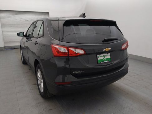 Used 2020 Chevrolet Equinox LS FWD image 5
