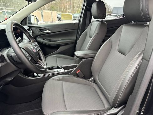 Used 2024 Buick Encore GX Preferred AWD/4WD image 34