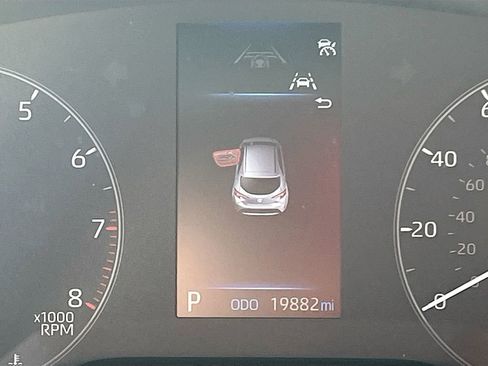 Used 2024 Toyota Corolla SE w/ SE Package image 12