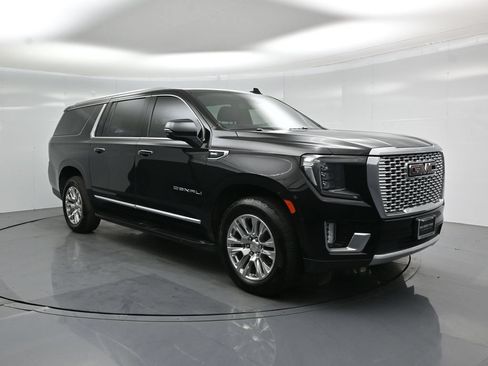 Used 2021 GMC Yukon XL Denali AWD/4WD image 56