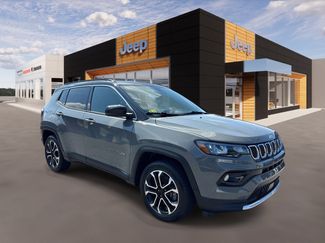 Used 2024 Jeep Compass Limited AWD/4WD video 1