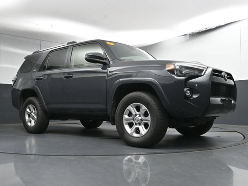 Certified 2024 Toyota 4Runner SR5 image 25