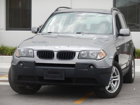 Used 2005 BMW X3 3.0i image 4