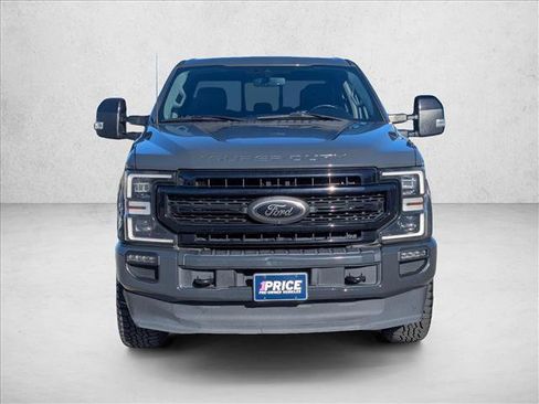 Used 2021 Ford F250 Lariat image 2