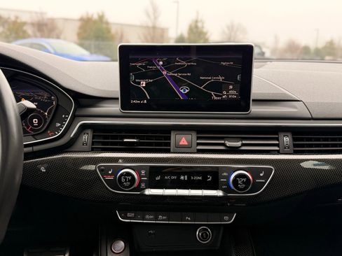 Used 2019 Audi S4 Premium Plus w/ Premium Plus Package image 40