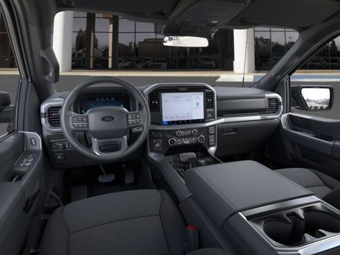 New 2026 Ford F150 XLT w/ XLT Black Appearance Package AWD/4WD image 9