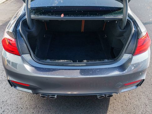 Used 2018 BMW M4 Coupe image 8