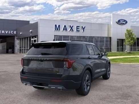 Used 2026 Ford Explorer Active w/ Active Comfort Package AWD/4WD image 8