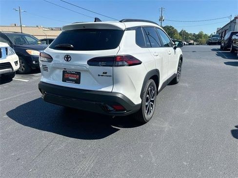 Used 2026 Toyota Corolla Cross SE image 17