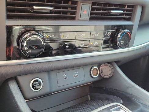 Certified 2023 Nissan Rogue S FWD image 24