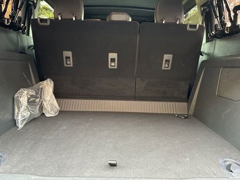 Used 2025 Ford Bronco Outer Banks image 18