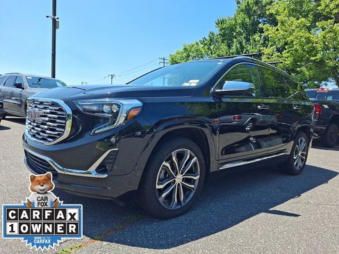Used 2019 GMC Terrain Denali w/ Advanced Safety Package AWD/4WD image 3