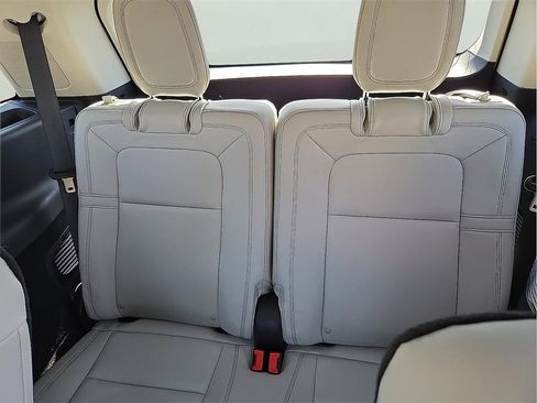 New 2025 Lincoln Aviator Reserve w/ Equipment Group 201A image 10