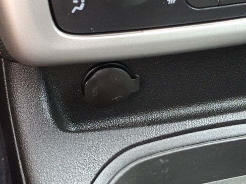 Used 2009 Chevrolet Cobalt LT FWD image 22