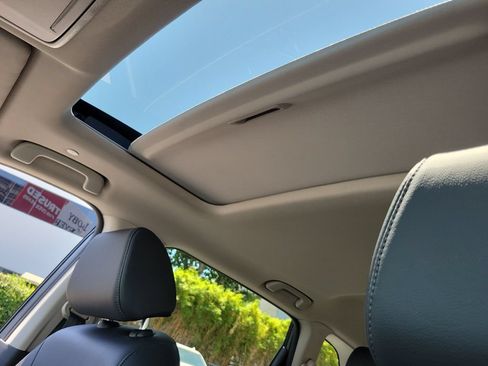 Certified 2025 Honda CR-V EX-L image 33