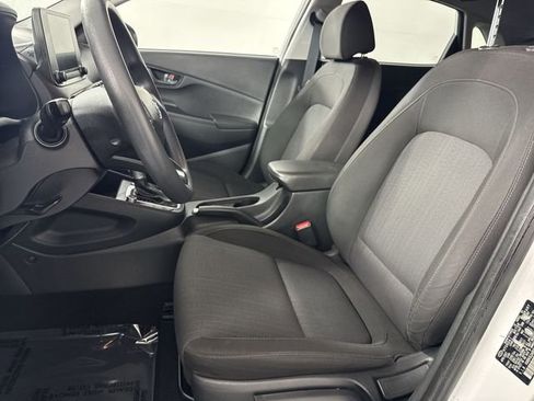 Used 2022 Hyundai Kona SEL FWD image 4