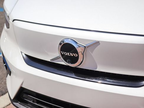 Used 2023 Volvo C40 P8 Recharge Plus w/ Climate Package AWD/4WD image 13