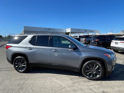 Used 2020 Chevrolet Traverse RS AWD/4WD image 12