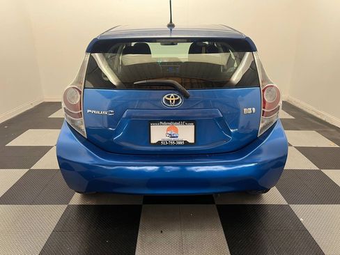 Used 2013 Toyota Prius C Three image 5