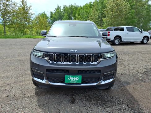 Used 2022 Jeep Grand Cherokee L Limited AWD/4WD image 8