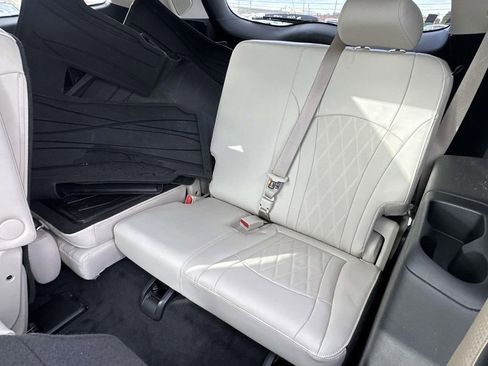 Certified 2023 Buick Enclave Avenir w/ Avenir Technology Package image 12