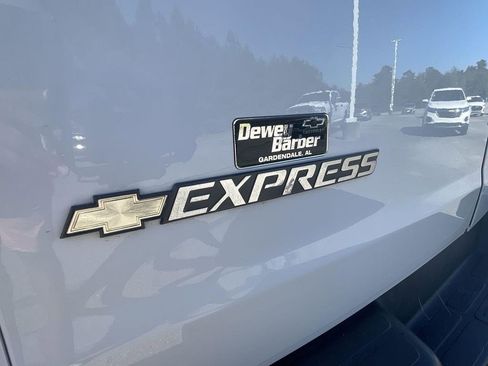 Used 2023 Chevrolet Express 2500 w/ Driver Convenience Package image 27