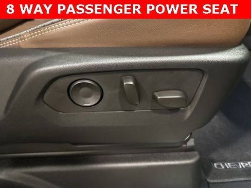 Used 2023 Chevrolet Tahoe High Country image 14