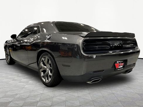 Used 2016 Dodge Challenger R/T w/ Sound Group RWD image 4