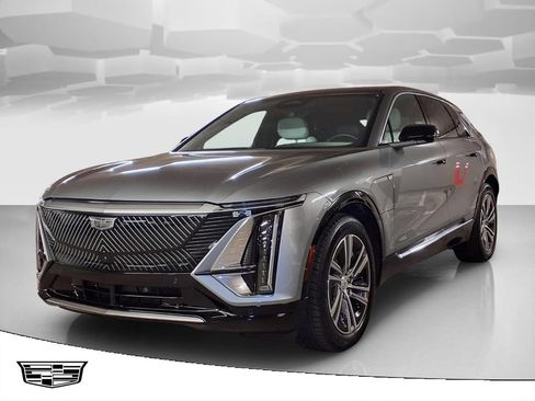 Certified 2024 Cadillac Lyriq Luxury w/ LPO, Floor Liner Package AWD/4WD image 1