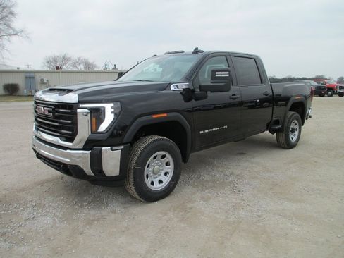 New 2026 GMC Sierra 2500 Pro image 9