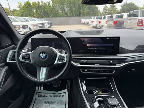 Used 2024 BMW X5 sDrive40i w/ M Sport Package RWD image 22