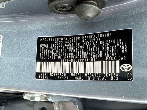 Used 2024 Toyota Corolla LE FWD image 32