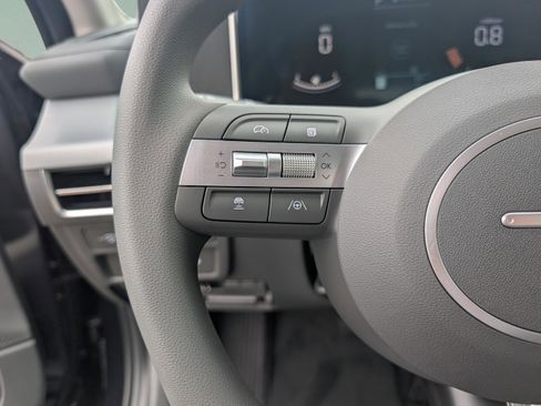 Used 2025 Hyundai Sonata SE FWD image 24