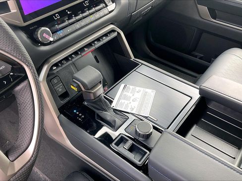 New 2026 Toyota Tundra Platinum AWD/4WD image 10