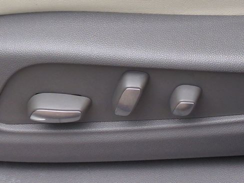 Certified 2023 Cadillac XT5 Premium Luxury image 19