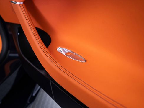 Used 2018 Bugatti Chiron AWD/4WD image 65