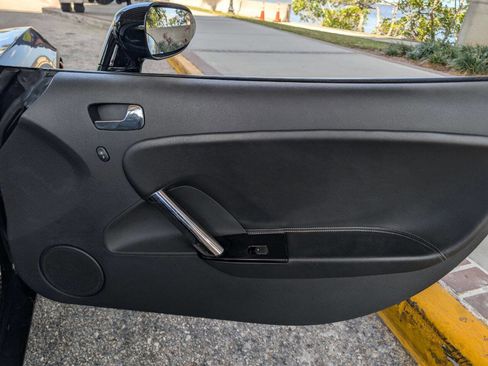 Used 2008 Saturn Sky Red Line image 12