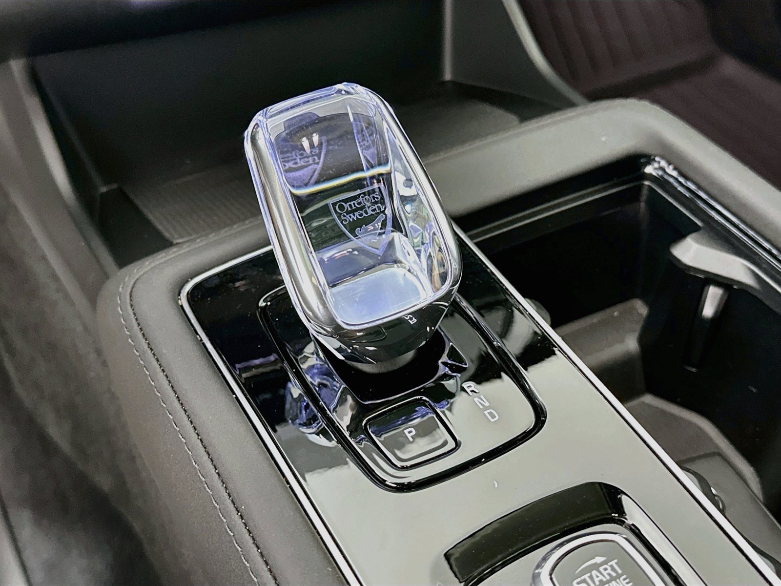 Certified 2026 Volvo XC90 B6 Ultra w/ Protection Package AWD/4WD image 27