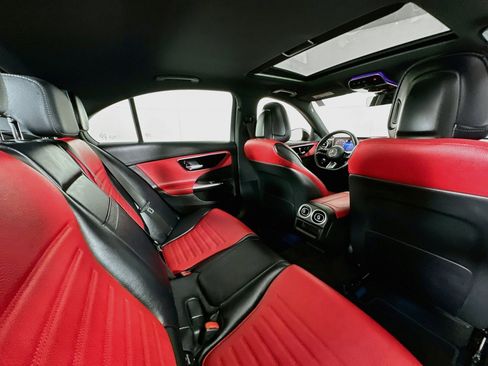 Used 2024 Mercedes-Benz C 300 4MATIC Sedan image 27