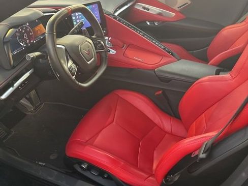 Used 2023 Chevrolet Corvette Stingray w/ Z51 Performance Package image 8