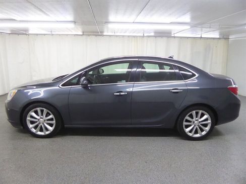 Used 2013 Buick Verano Leather FWD image 4