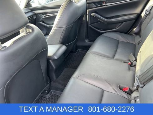 Used 2023 MAZDA MAZDA3 s FWD image 32