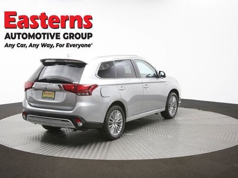 Used 2022 Mitsubishi Outlander LE AWD/4WD image 41