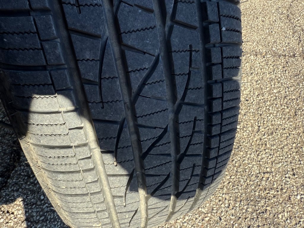 Used 2019 GMC Acadia Denali w/ LPO, Floor Liner Package AWD/4WD image 19