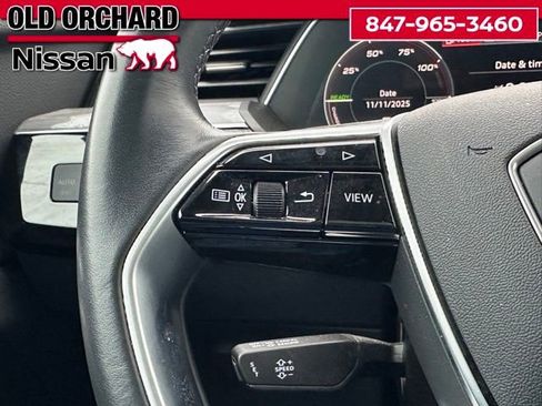 Used 2022 Audi e-tron Premium image 19