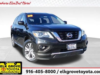 Used 2020 Nissan Pathfinder SV