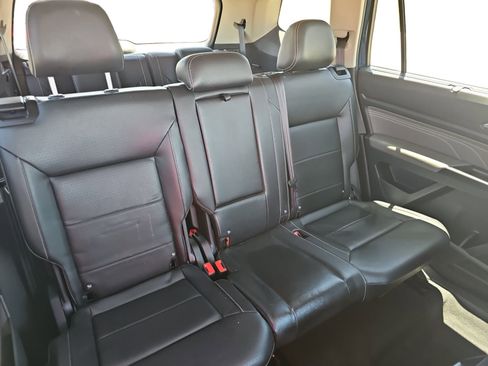 Used 2022 Volkswagen Atlas SE FWD image 17