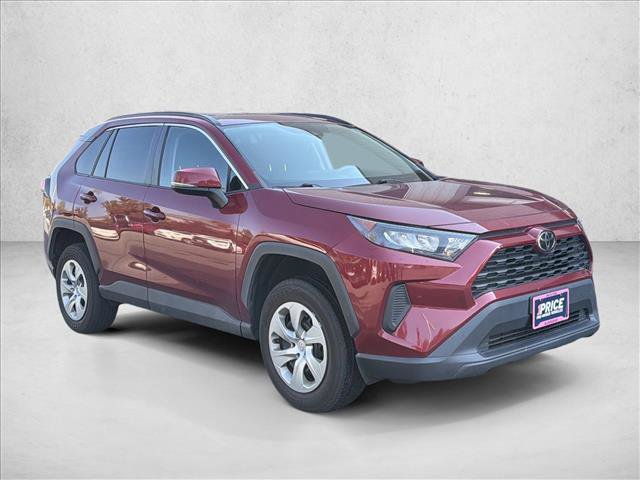 Used 2021 Toyota RAV4 LE AWD/4WD image 3